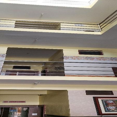 Spot On 73926 Hotel Anjanaa Puri Exterior photo