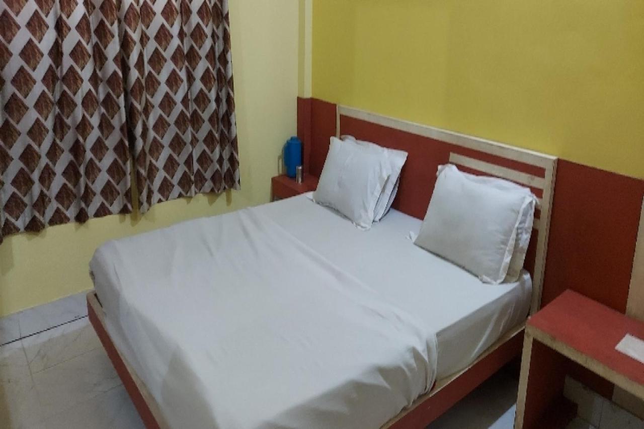 Spot On 73926 Hotel Anjanaa Puri Exterior photo